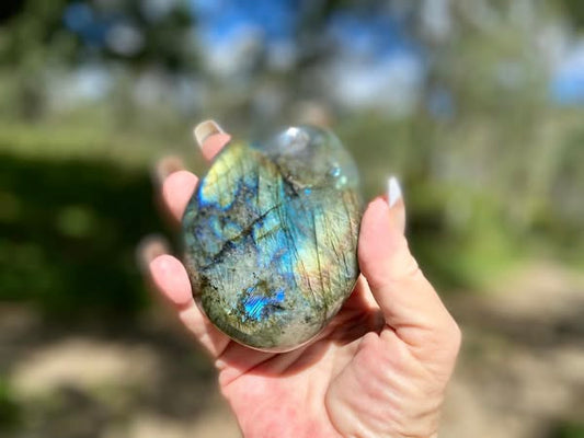 Spectacular Labradorite Palm Stone