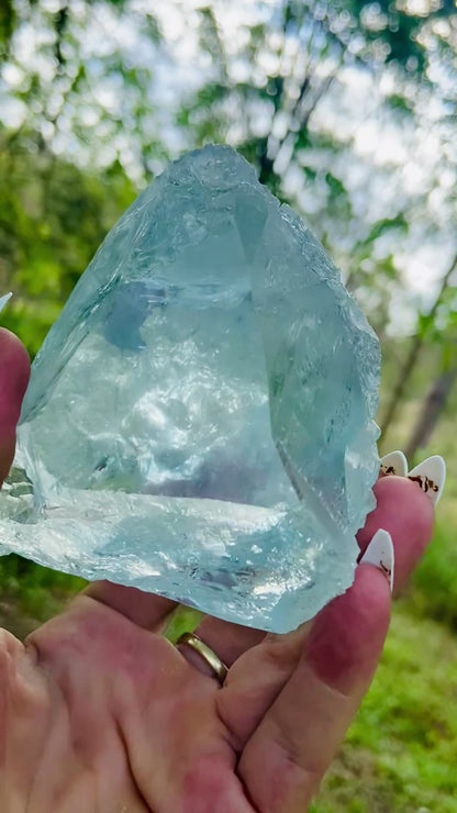 Etched Aquamarine Collector Crystal | Naturally Terminated Aquamarine | Rainbow Inclusions | Blue Banded | Museum Grade | 767g (3835 Carats)